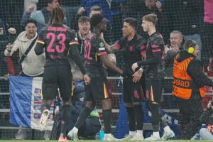 ALT El argentino Enzo Fernández reafirma el pleno del Chelsea en Europa