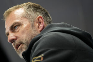 alt Flick recupera a seis internacionales