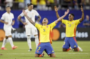 ALT El colombiano Kevin Castaño llega a River Plate por 13,8 millones de dólares
