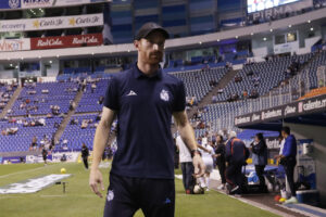 ALT El Iquique chileno convertido en incógnita arranca ante el Caracas