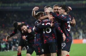 alt El Rangers compromete a Mourinho