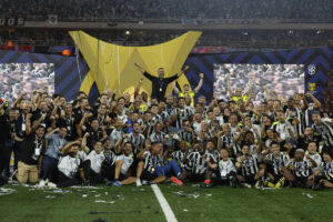 alt Botafogo inicia la defensa del título ante una U de Chile que apuesta a su localía