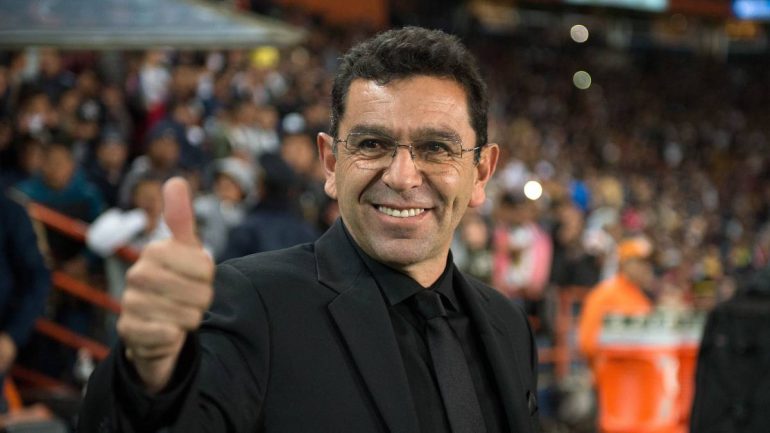 Técnico mexicano, se acerca al titulo en la liga de Honduras