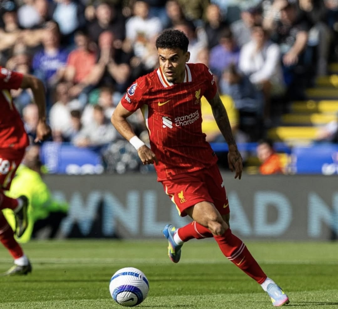 ¿Latinos ganadores en Inglaterra? Liverpool será campeón si suma ante Tottenham