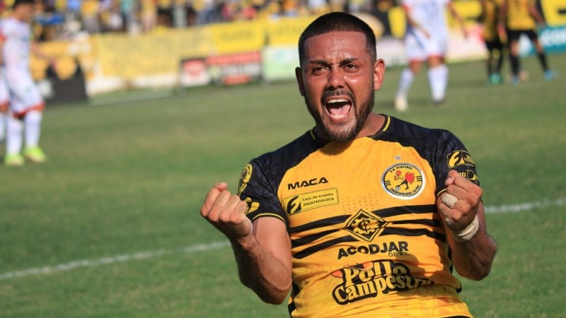 alt Colombianos con sus goles, se acercan a los cuartos de final en El Salvador