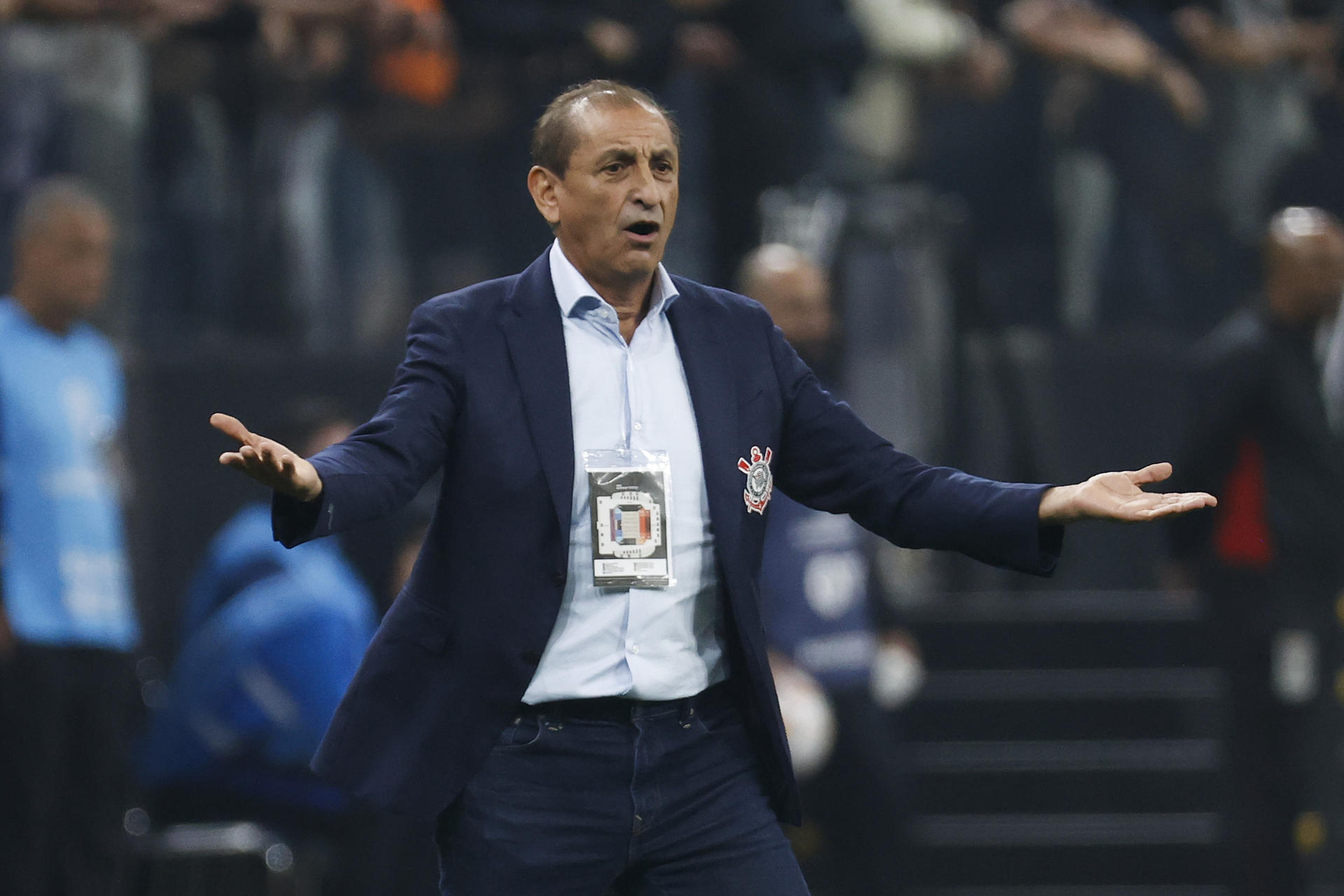 alt Corinthians echa al técnico argentino Ramón Díaz tres semanas después de ganar un título