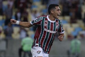 alt El colombiano Kevin Serna se destaca en la victoria de Fluminense ante Internacional.