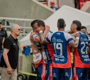alt Alianza Valledupar se impuso 2-0 ante Deportivo Cali con el respaldo de sus mediocampistas extranjeros en el cierre del partido