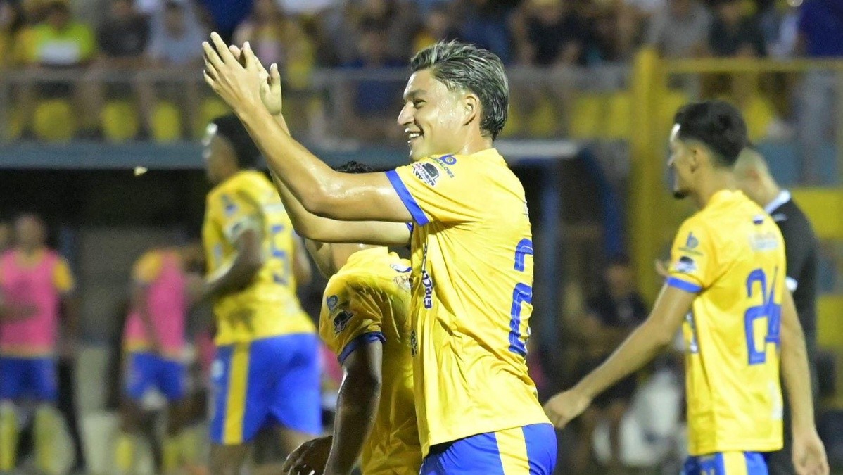 alt Alianza y Municipal Limeño jugarán por el título del Clausura de El Salvador
