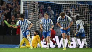 alt El paraguayo Diego Gómez (Brighton) apunta al Newcastle