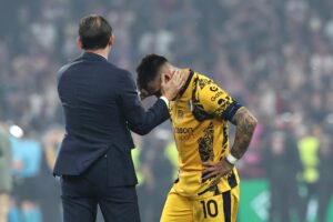 Lautaro Martínez, del Inter, tras la final de la UEFA Champions League entre Paris Saint-Germain e Internazionale Milano en Múnich, Alemania. EFE/EPA/FILIP SINGER