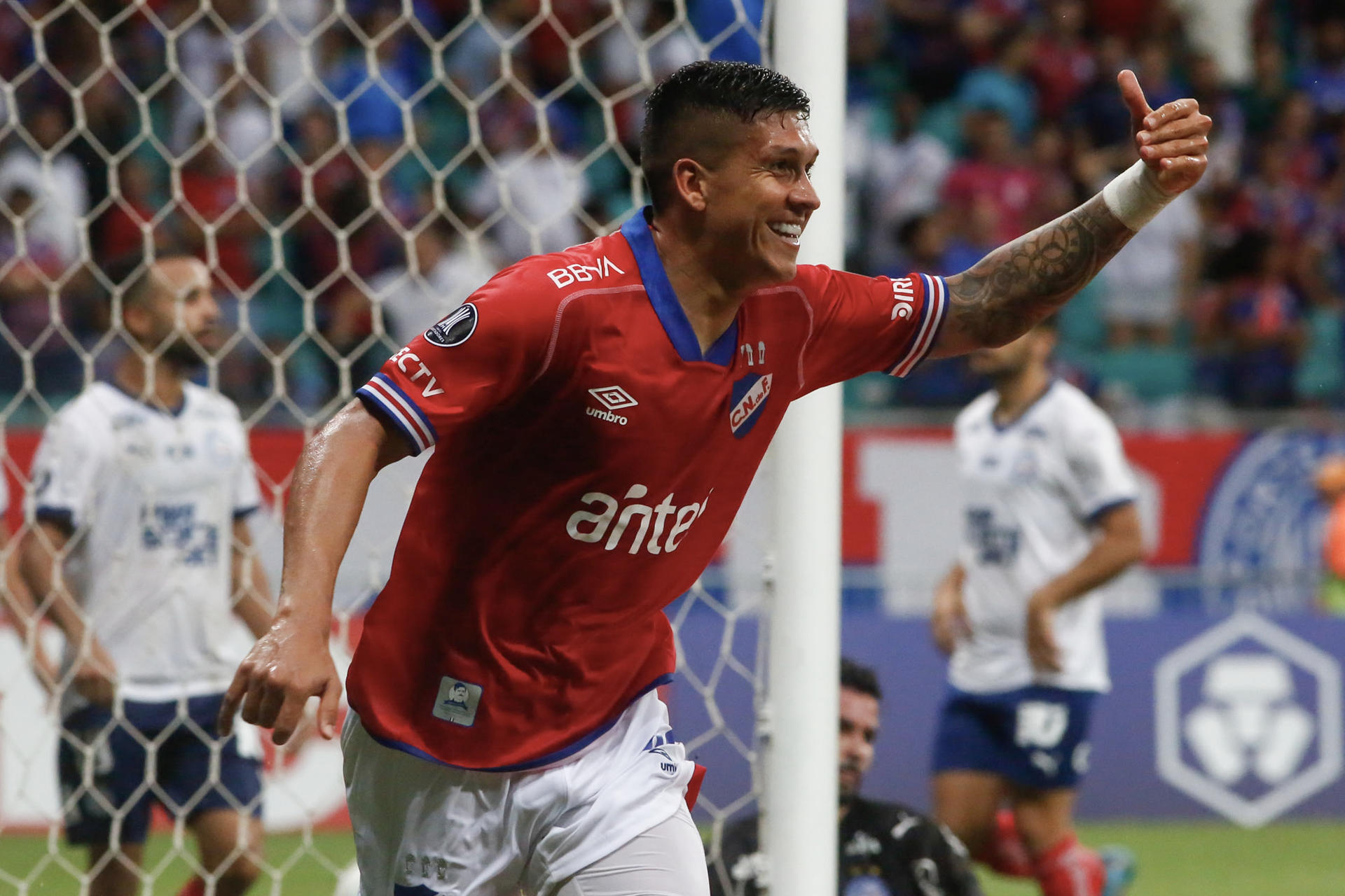 Julián Millán de Nacional celebra su gol en un partido de la fase de grupos de la Copa Libertadores. EFE/ Rafael Martins