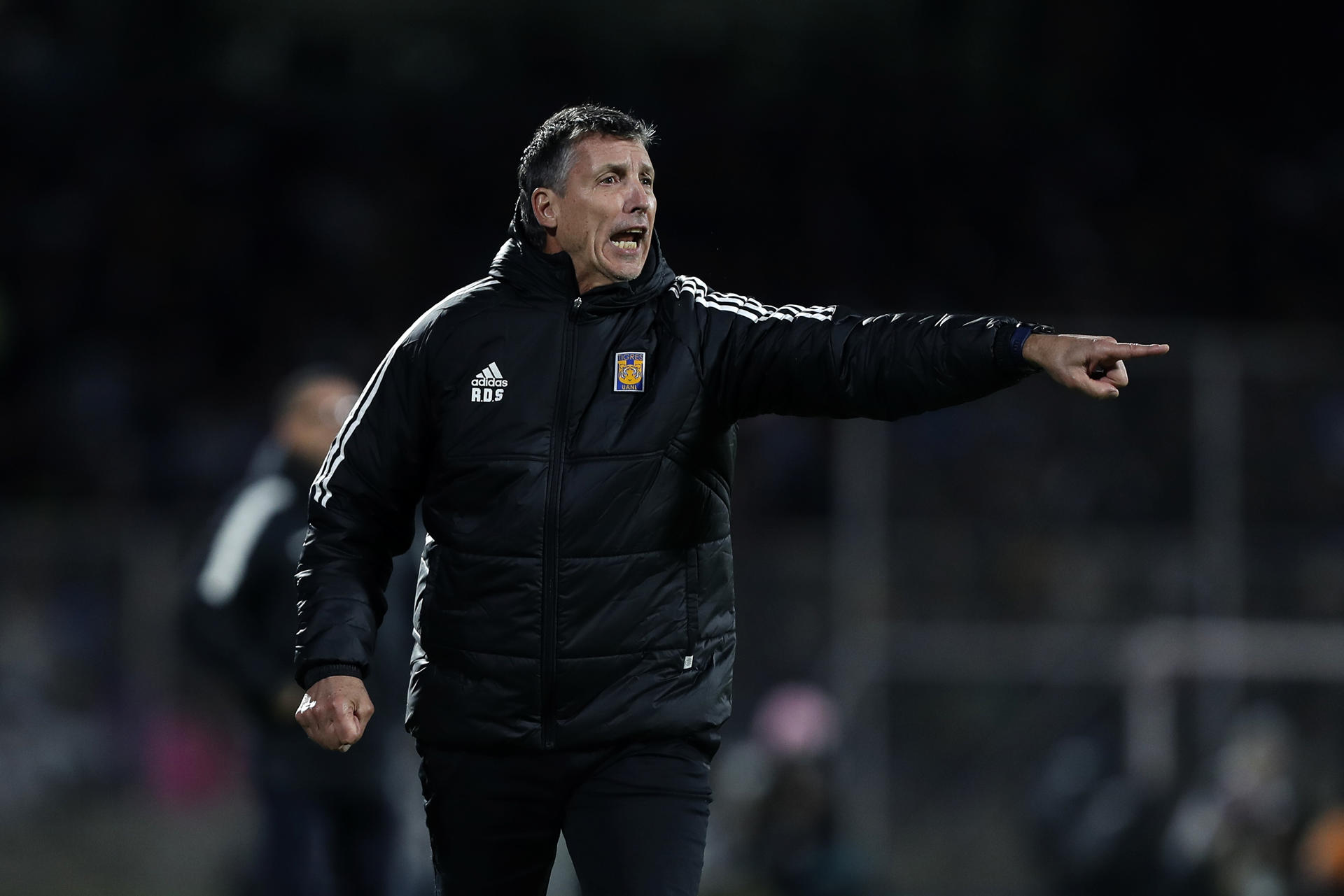 Fotografía de archivo donde aparece el entrenador uruguayo Robert Dante Siboldi. EFE/Isaac Esquivel