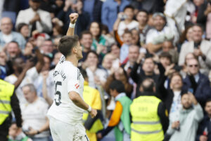 alt El Madrid de la mano del uruguayo Valverde no se baja de LaLiga