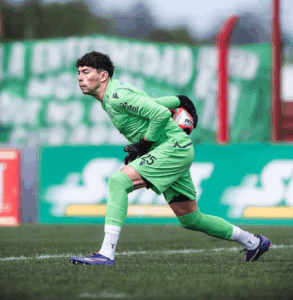 alt Lautaro Amadé, el guardameta argentino que se destaca en la liga uruguaya