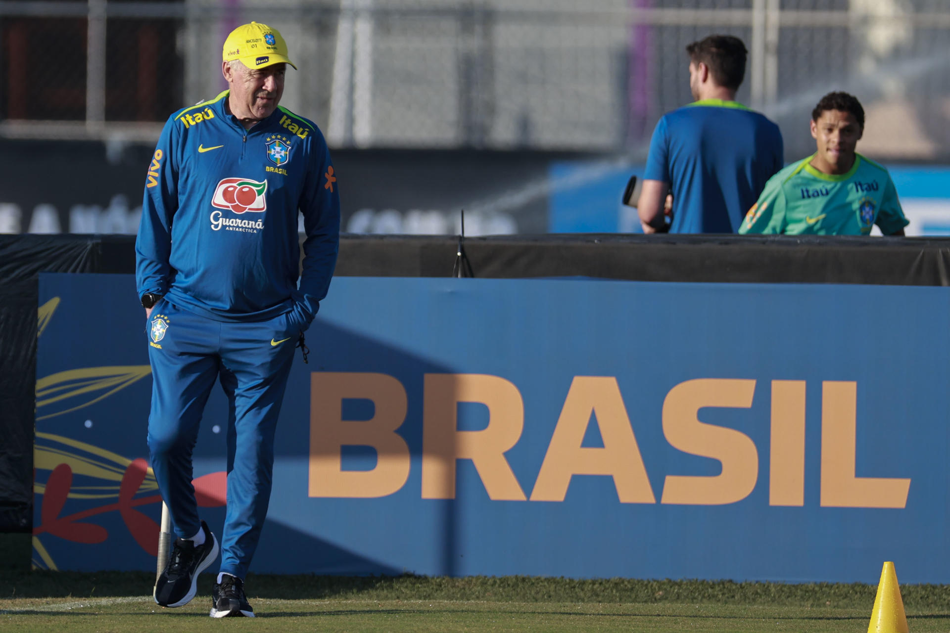 Ancelotti inicia su aventura con Brasil ante Ecuador, que quiere ir al Mundial a lo grande