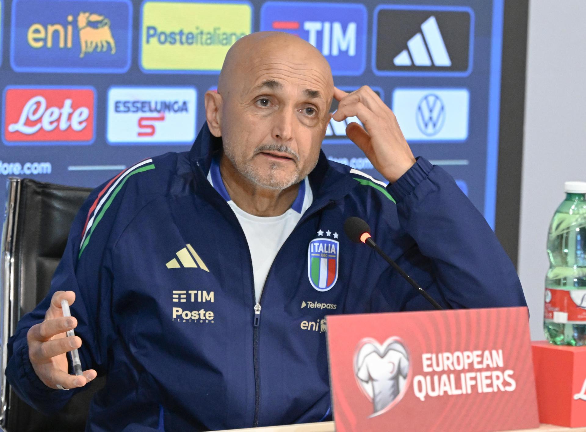 Italia destituye a Luciano Spalletti