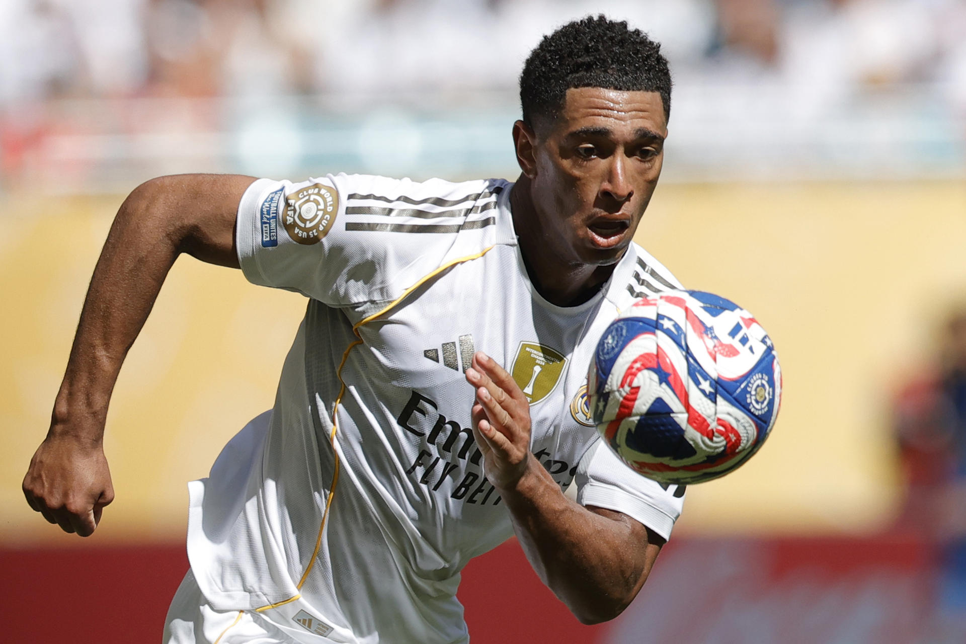 Bellingham alerta de la presión en las redes sociales y su impacto en la salud mental