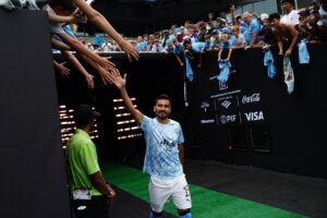 Fotografía de archivo del 18 de junio de 2025 en la que se observa al mediocampista Ilkay Gundogan, del Manchester City. Gundogan anotó un doblete en la goleada 6-0 del City contra el Al Ain en un partido del grupo G del Mundial de Clubes de la FIFA. EFE/WILL OLIVER