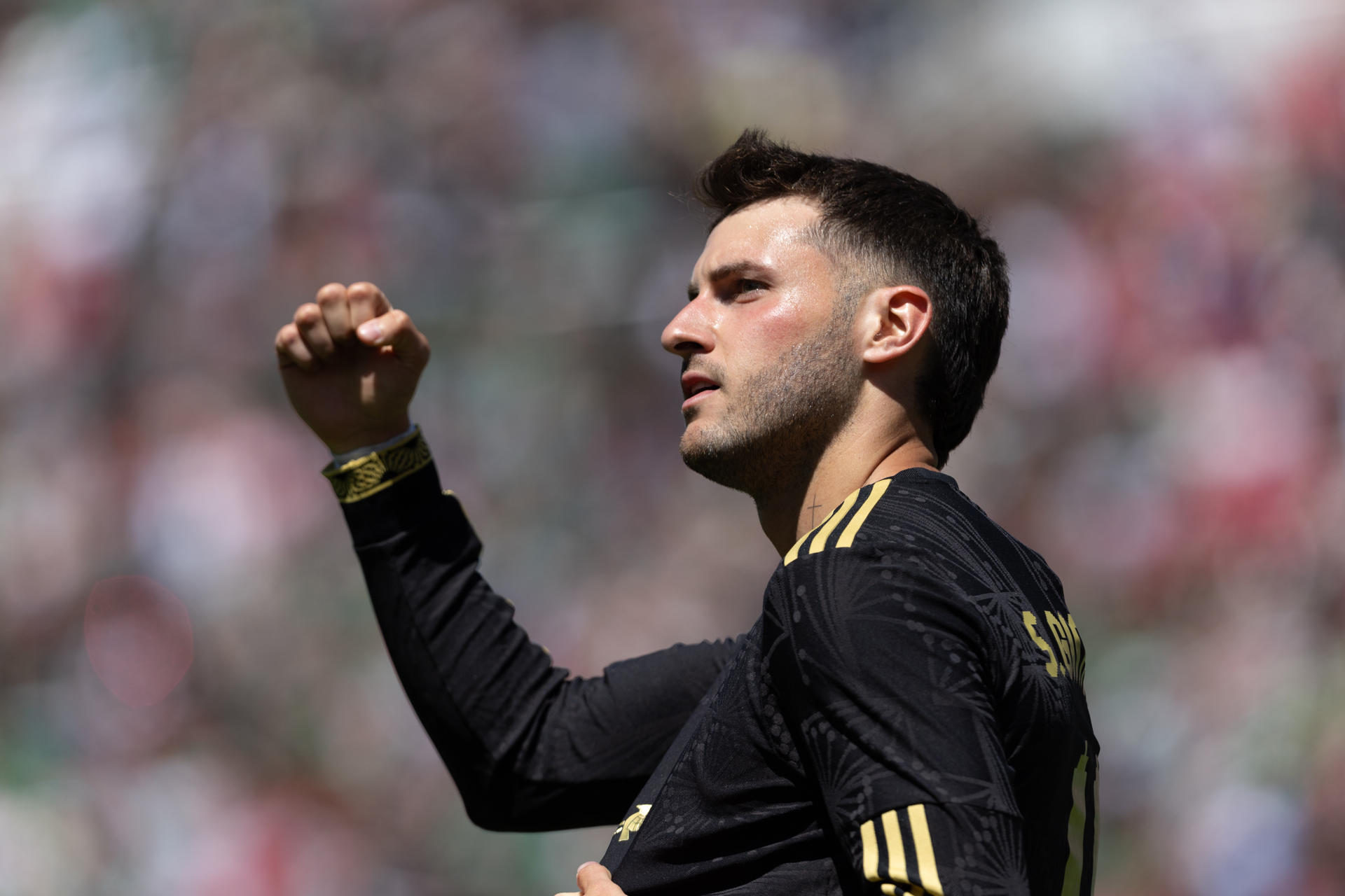 Giménez dice que Honduras es un rival fuerte, pero que México confía en vencerlo