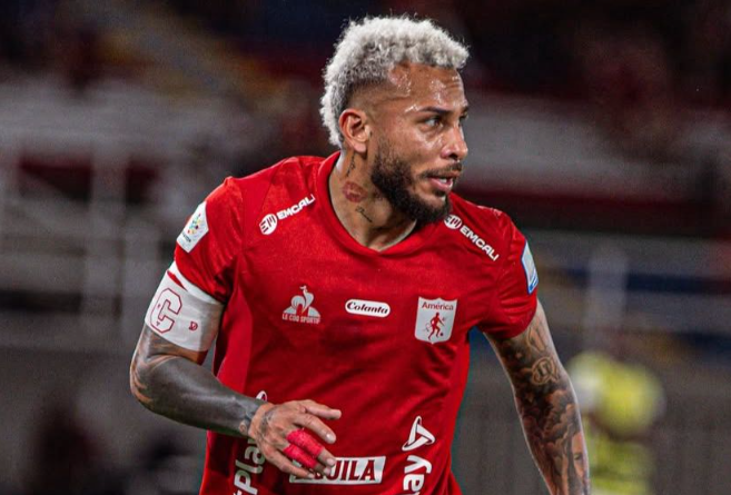 Colombiano Duván Vergara, nuevo refuerzo latino para Racing de Avellaneda