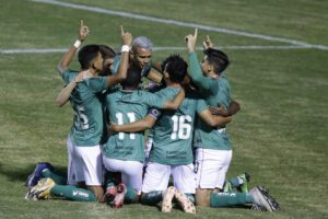 alt Argentino brilla con triplete y lleva a su equipo al liderato en Honduras