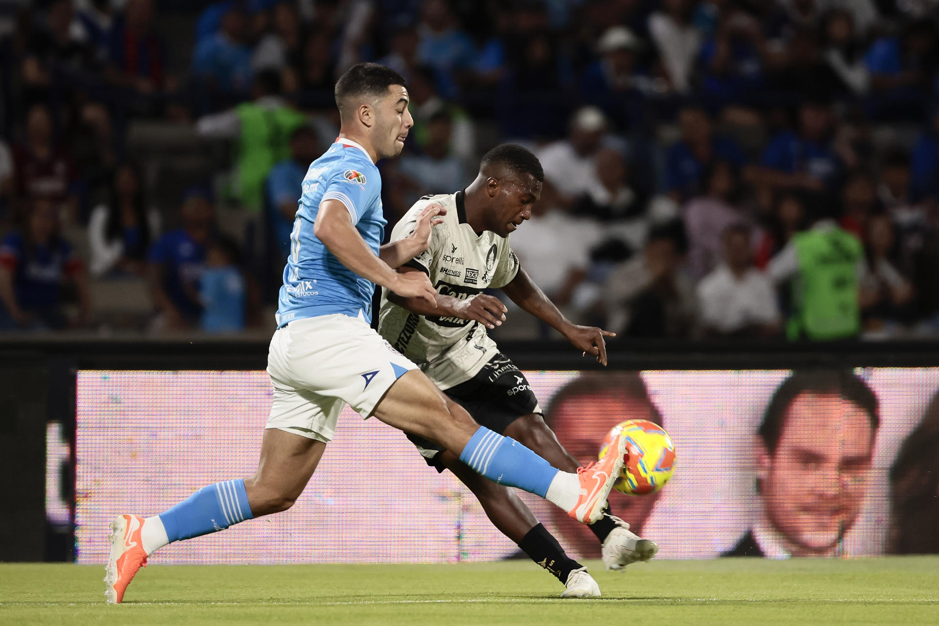 El brasileño Vitinho cambia al San Luis por el Tijuana del uruguayo ‘Loco’ Abreu