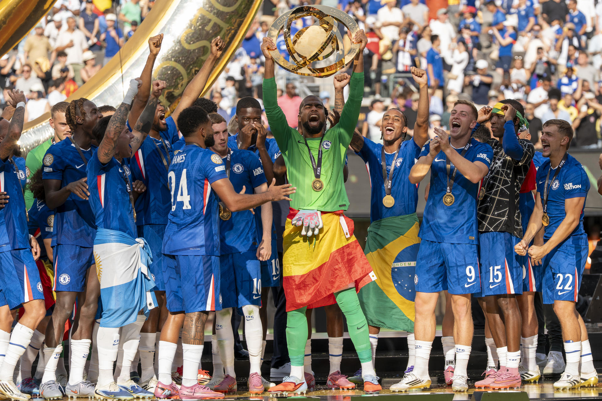 Con mediocampos sudamericano el Chelsea hace ver mal al PSG