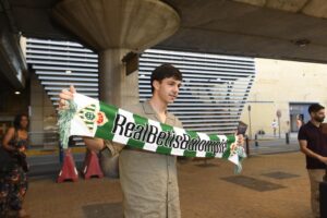 ALT El uruguayo Gonzalo Petit llega a Sevilla para firmar por el Betis por cinco temporadas