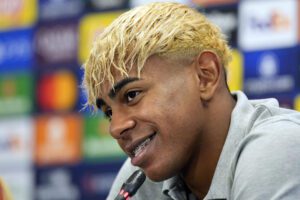 alt Lamine Yamal: "Messi ha hecho su camino y yo voy a hacer el mío"