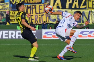 alt Peñarol, del chileno Cortés avanza a los cuartos de la Copa Uruguay