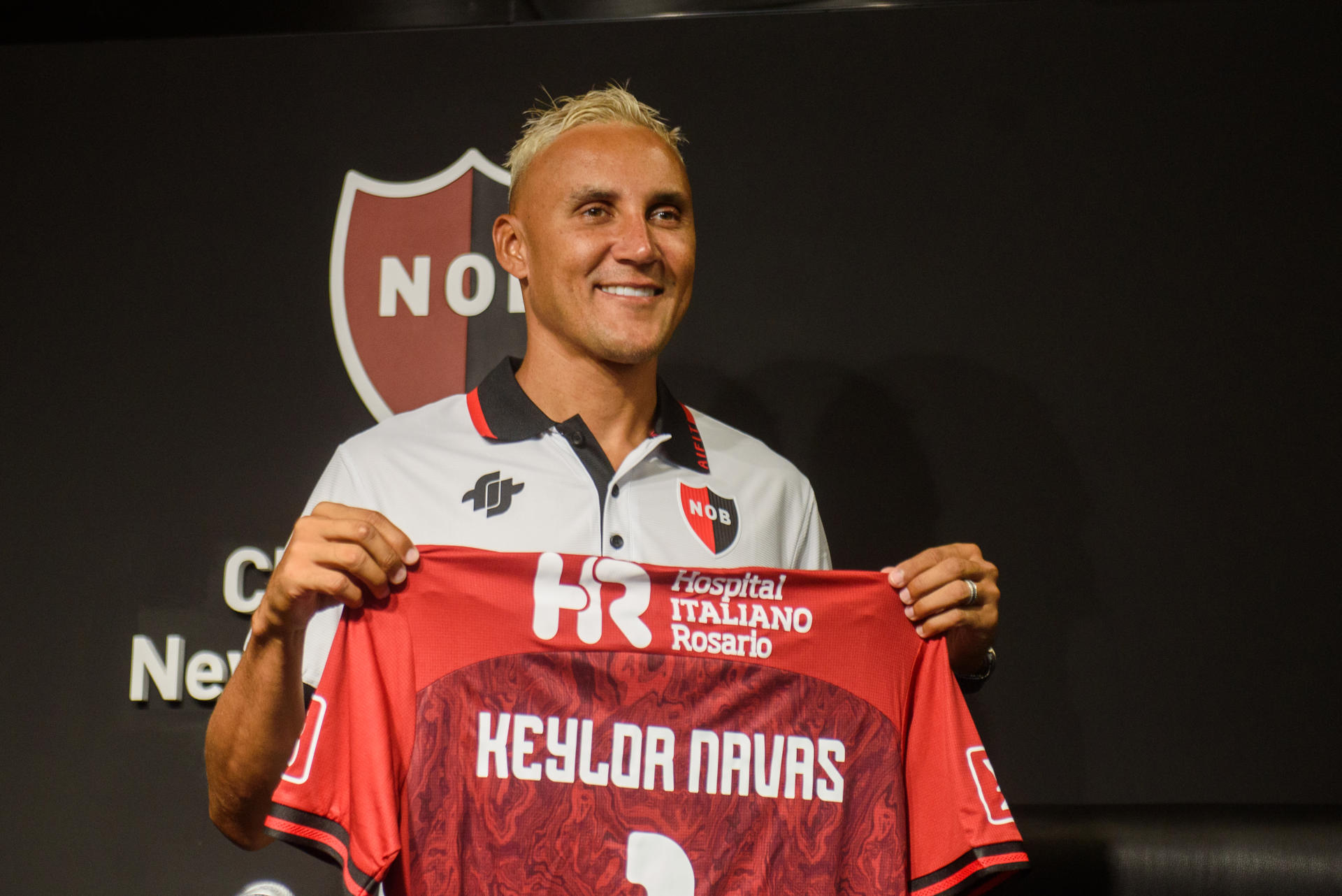 El costarricense Keylor Navas deja Newell’s y será nuevo jugador de los Pumas UNAM de México