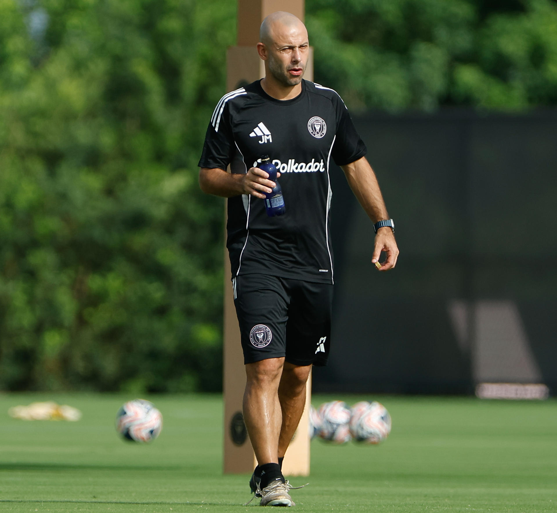 El argentino Mascherano dice que «no hay nada oficial» sobre llegada de De Paul al Inter Miami