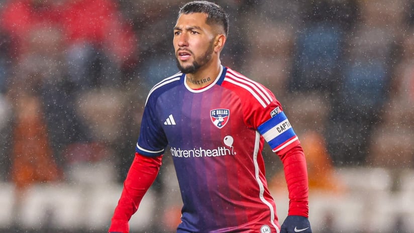 ¿El argentino ‘Lucho’ Acosta ha cumplido en Dallas?