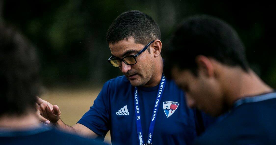 Estratega argentino, no sale del sótano de la tabla en Panamá