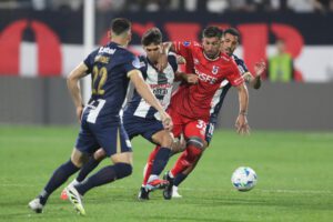 alt Alianza Lima oficializa el fichaje del delantero argentino Federico Girotti