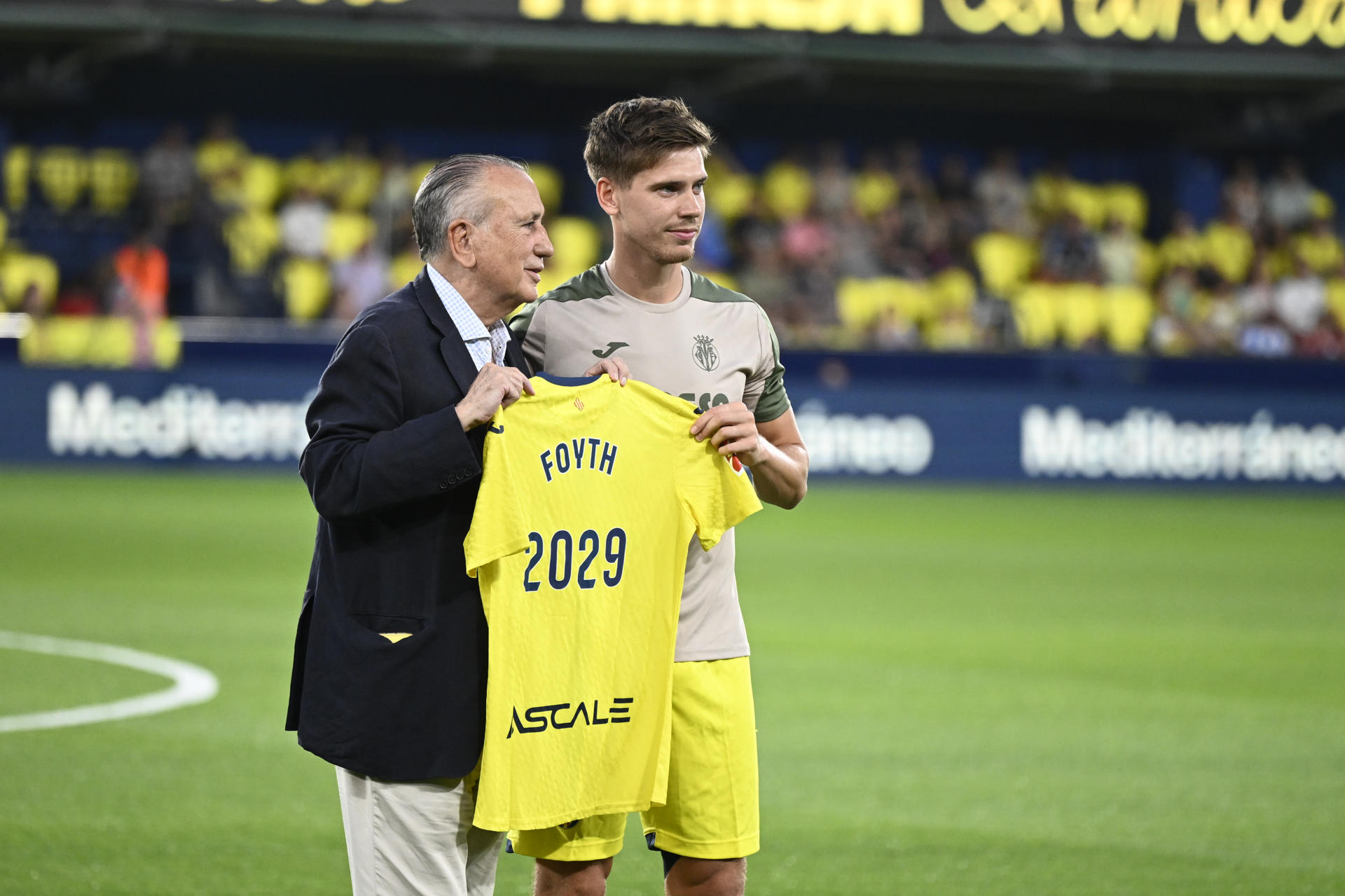 Argentino Foyth: Para mí renovar con el Villarreal significa mucho, es mi segunda casa