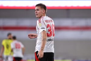 Fotografía de Juan Ignacio Roncoroni, en la que puede verse en una imagen de archivo del 9 de abril de 2025 al argentino Franco Mastantuono, cuando era futbolista del River Plate de su país. EFE