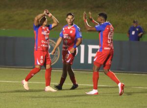 alt El uruguayo Silva sostiene al Xelajú en final centroamericana ante Alajuelense