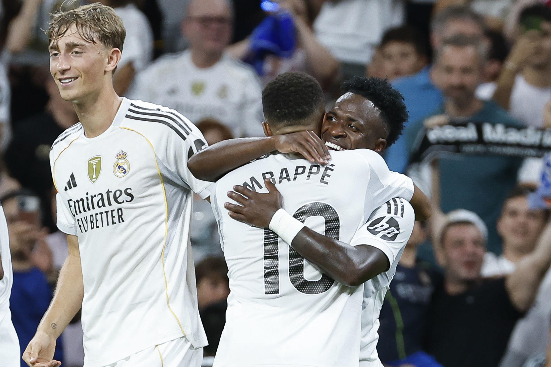 El argentino Mastantuono y el brasileño Vinicius, brillan en la goleada del Madrid