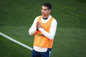 alt Cristiano Ronaldo afirma que "es más fácil marcar en España que en Arabia Saudí"