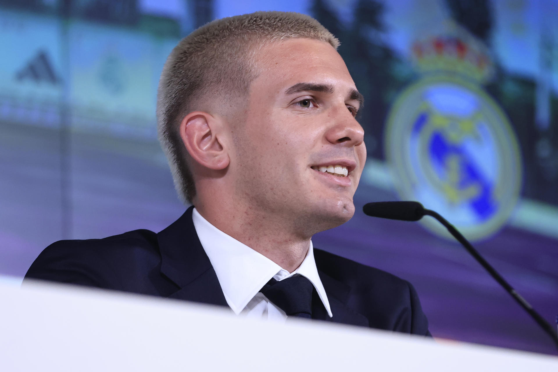 El argentino Mastantuono se entrena por primera vez como jugador del Real Madrid
