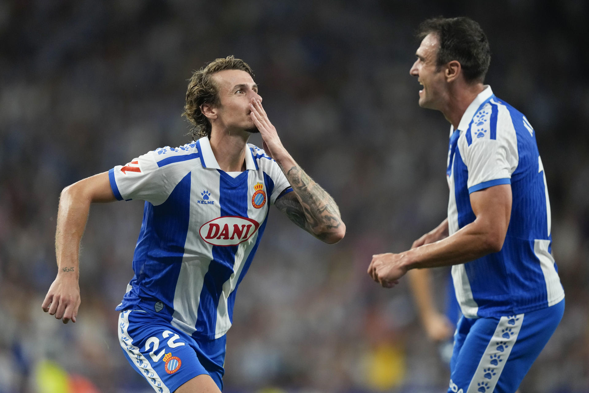 El Espanyol corta su mala racha ante el Oviedo del venezolano Rondón