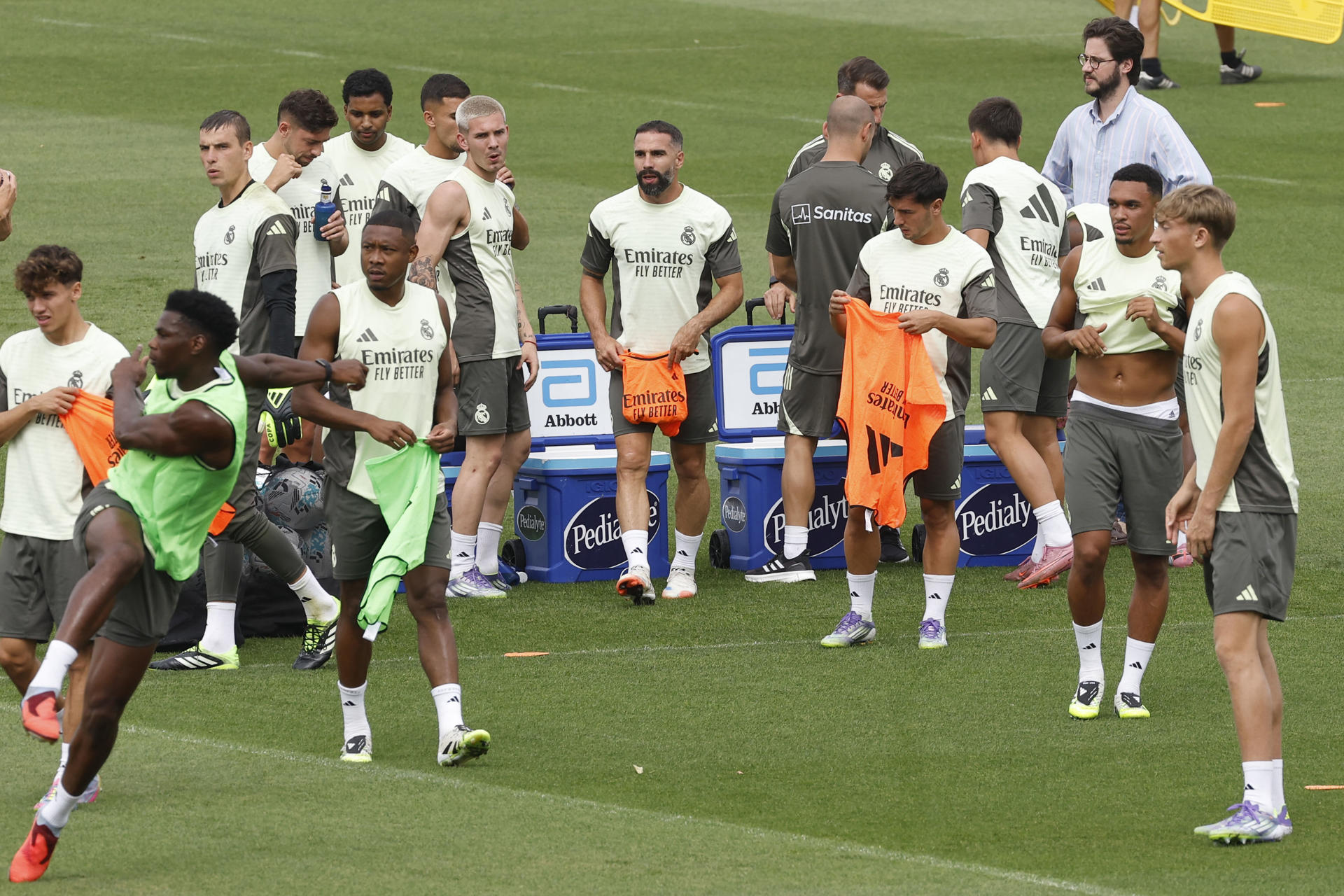 El Real Madrid cierra la preparación de su estreno con el argentino Mastantuono listo para debutar