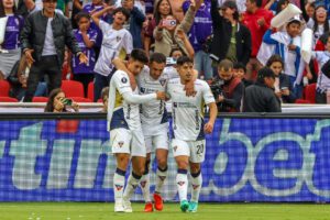 alt Liga de Quito y Barcelona mantienen puja por un billete a la Copa Liberadores