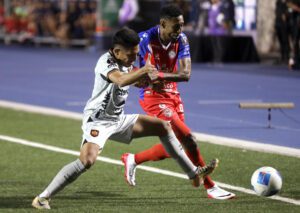 alt El costarricense Quirós acerca al Xelajú a las semifinales de la Copa Centroamericana