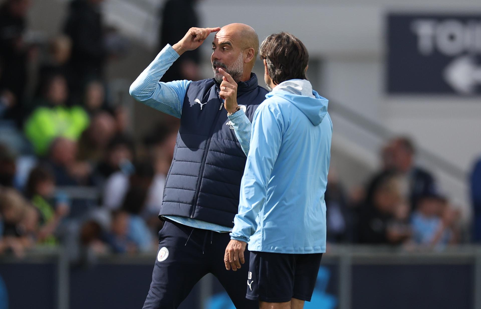 Español Guardiola: «Me quedan dos años de contrato y quizás siga otros dos»