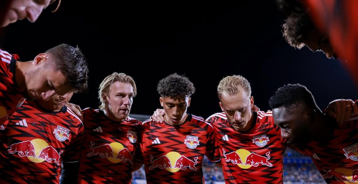 New York Red Bulls y sus latinos, pendientes de un traspié de Chicago Fire