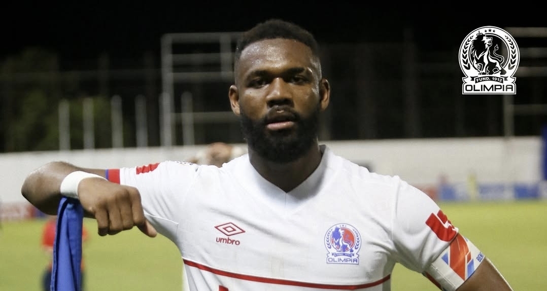 Olimpia, del uruguayo Espinel, nuevo líder en Honduras con gol colombiano