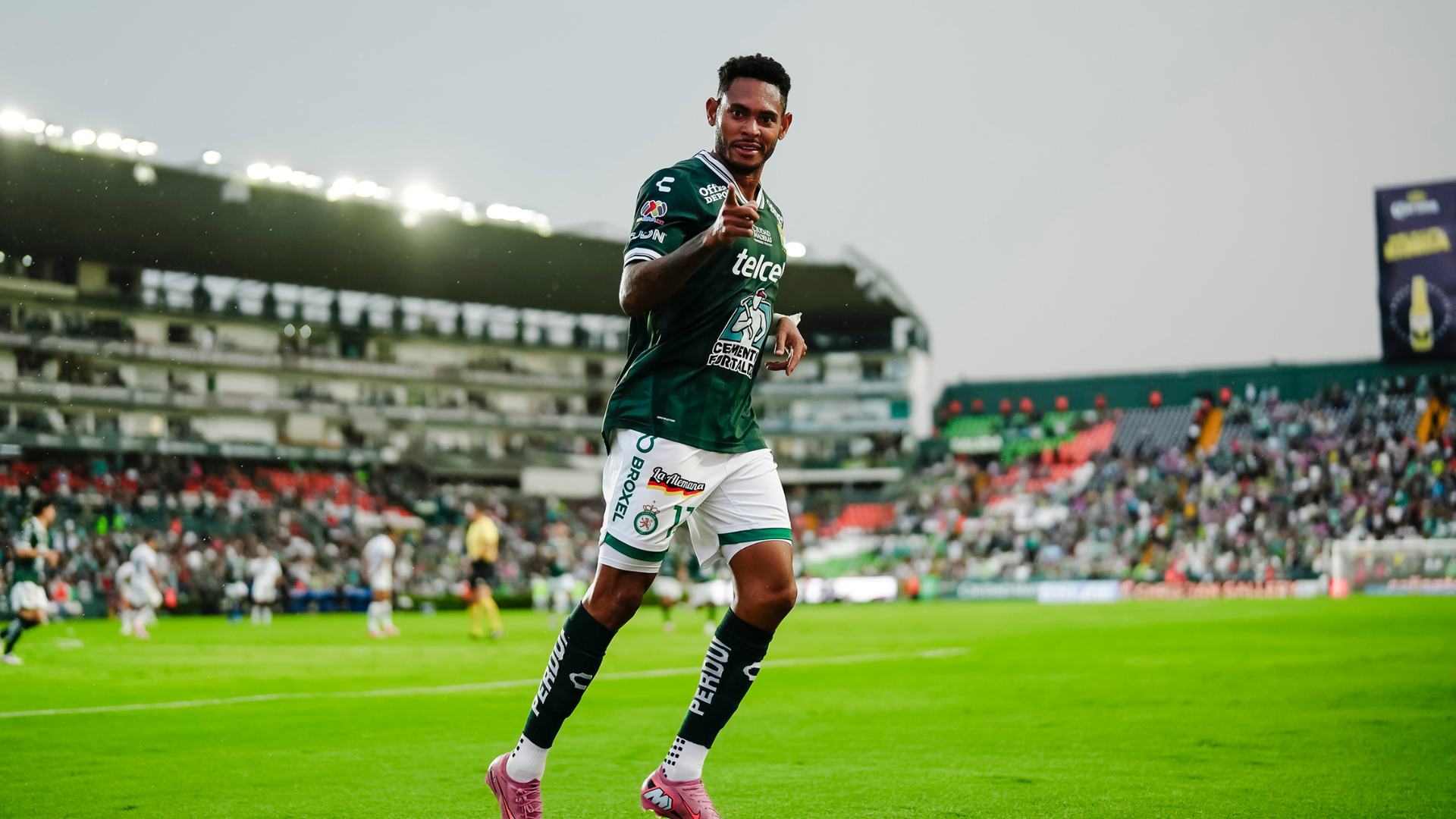 El panameño Ismael Díaz, la nueva carta goleadora de León